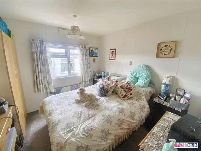 Property for sale in Newcourt, Watergate