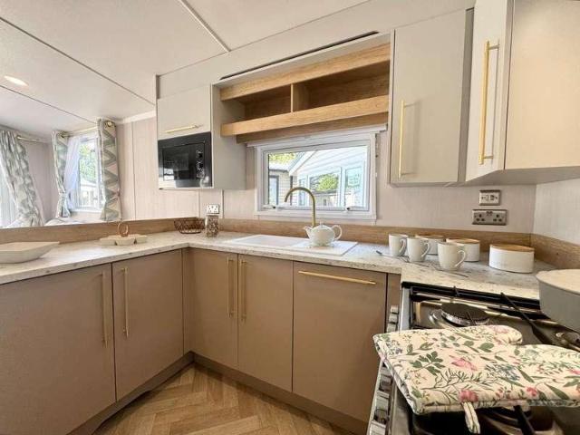 Property for sale in Three Oaks, Rother