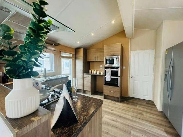 Property for sale in Upper Dovercourt, Dale Hill