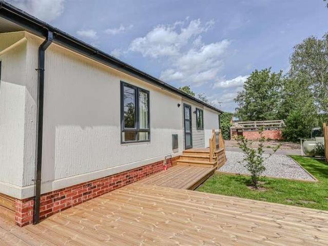 Property for sale in Woodborough, Gedling