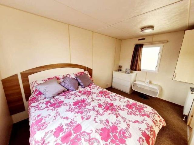 Property for sale in Dale Hill, Essex