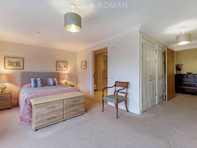 Property for sale in Sunninghill and Ascot, Sunningdale