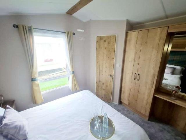 Property for sale in Upper Dovercourt, Dale Hill