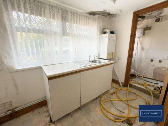 Property for sale in Pontardawe, Ynysmeudwy
