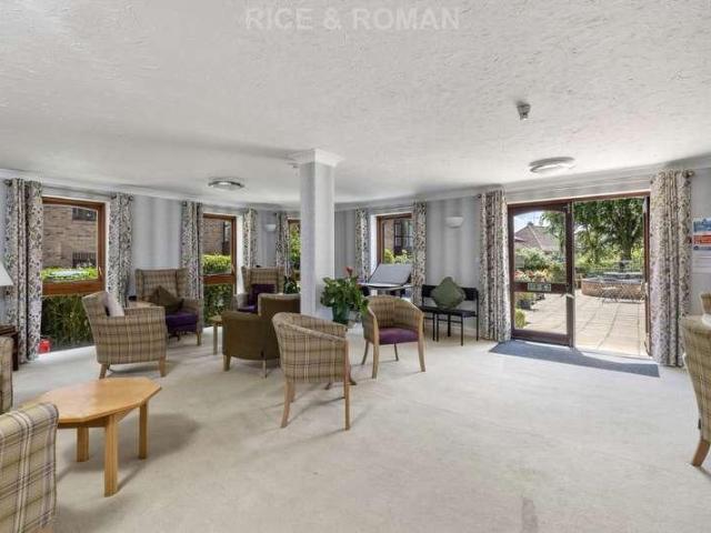 Property for sale in Winkfield