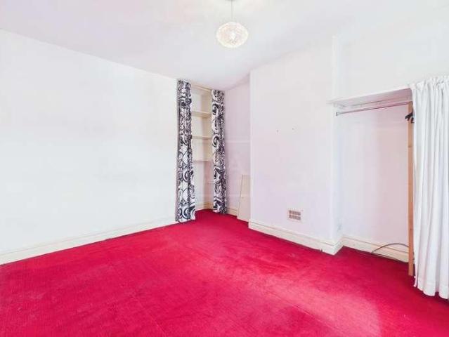 Property for sale in Wilderspool, Warrington