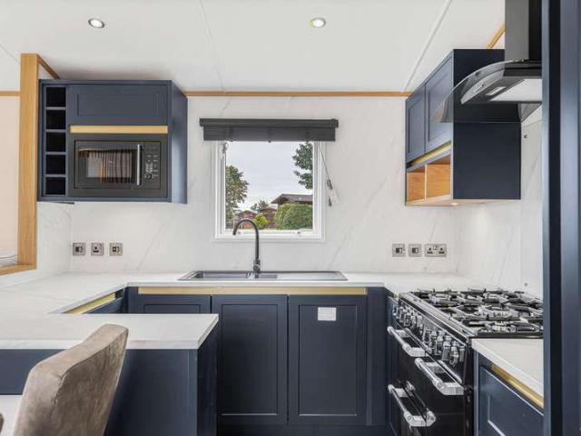 Property for sale in Livermead