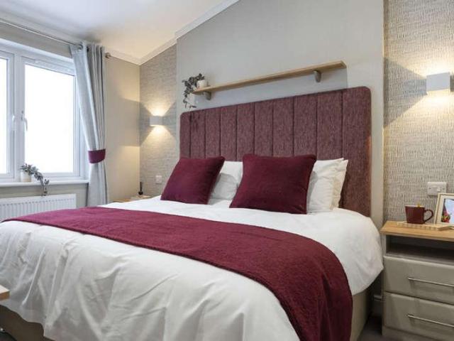 Property for sale in Oakley, Merley