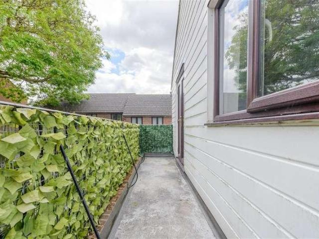 Property for sale in Frindsbury