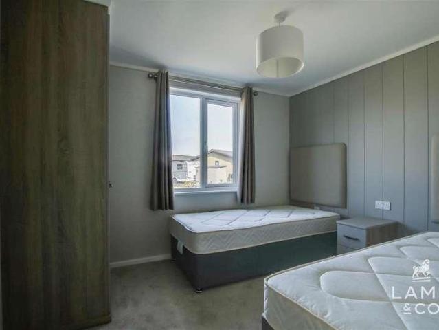 Property for sale in Dale Hill, Essex