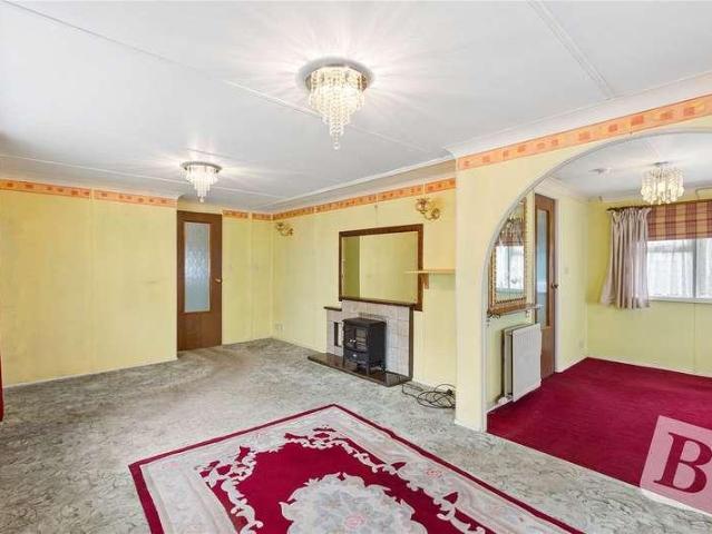 Property for sale in Ramsden Crays, Crays Hill