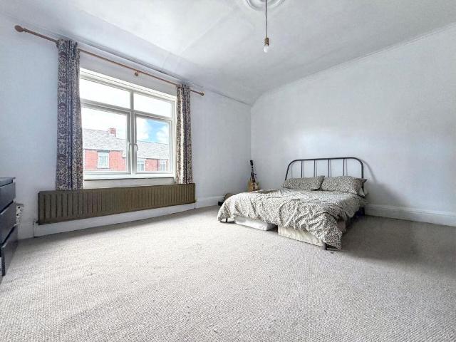 Property for sale in Newbottle, Sunniside