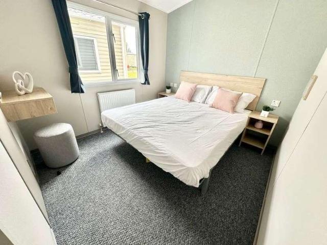 Property for sale in Dale Hill, Essex