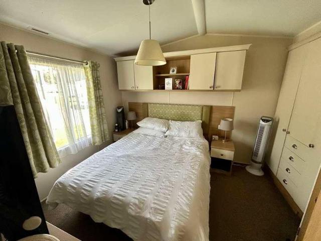 Property for sale in Broxbourne, Hertfordshire
