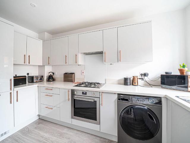 Property for sale in Bere Hill, Basingstoke and Deane