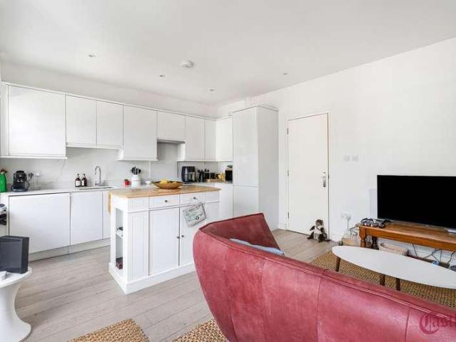 Property for sale in Ferme Park, Greater London