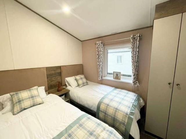 Property for sale in Eastbridge, Suffolk