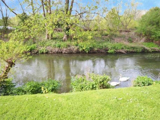 Property for sale in Twyford