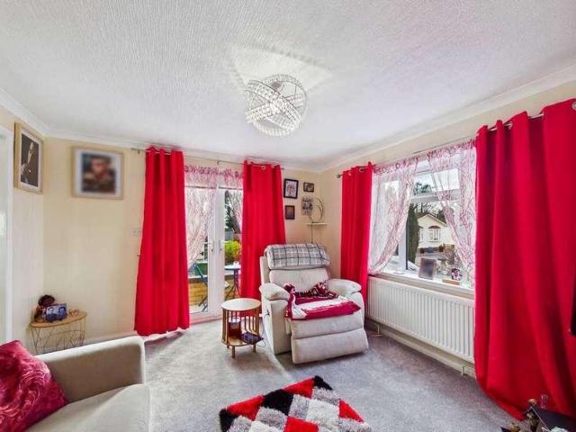 Property for sale in Ferrybridge, West Yorkshire