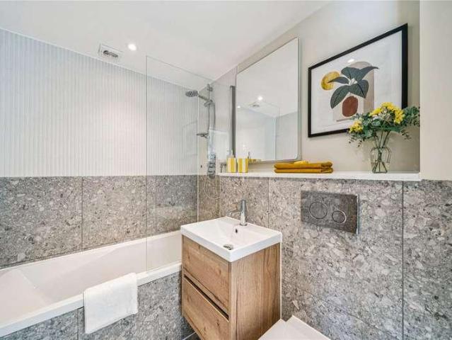Property for sale in Putney, Greater London