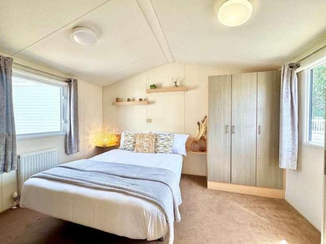 Property for sale in Dale Hill, Essex