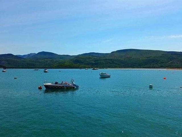 Property for sale in Dyffryn Ardudwy, Llanddwywe