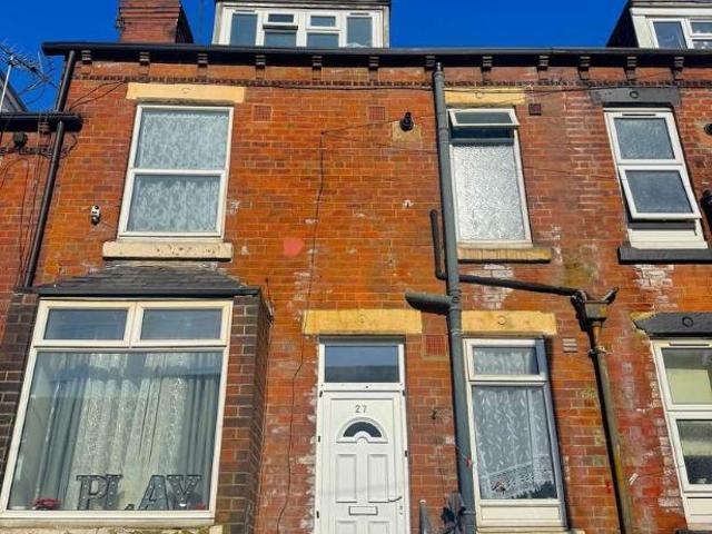 Property for sale in Harehills, West Yorkshire