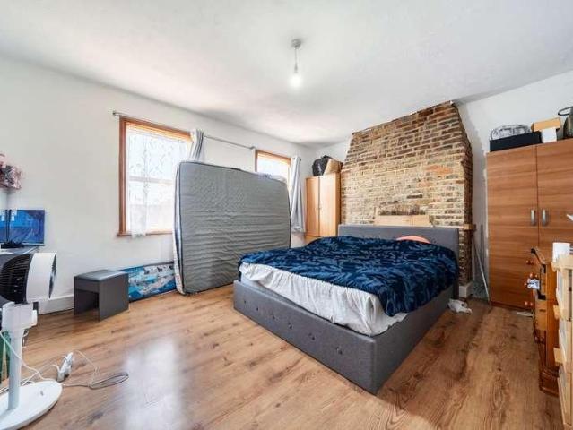 Property for sale in London Borough of Lewisham, Deptford