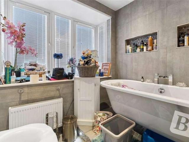 Property for sale in Rettendon, Chelmsford