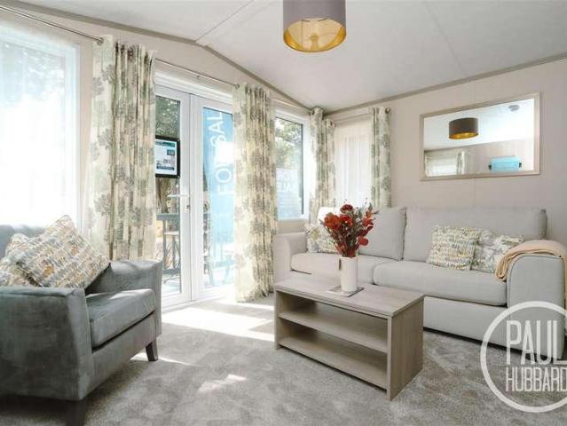 Property for sale in Eastbridge, Suffolk
