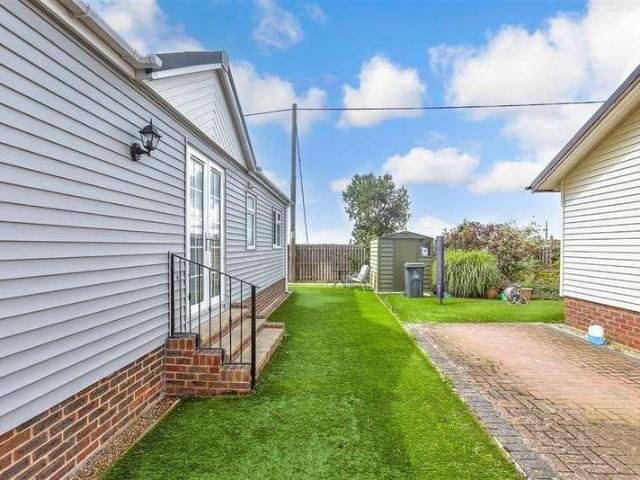 Property for sale in Mariner's View, The Bridge