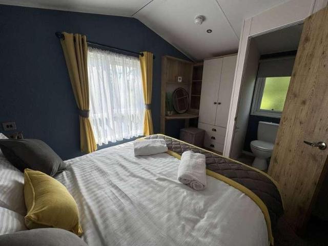 Property for sale in Tiddington, Alderminster