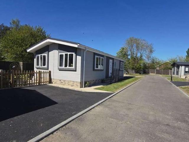 Property for sale in Belton with Browston, Stokesby