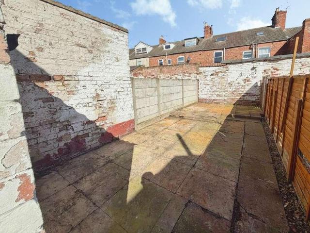 Property for sale in Grantham, Barholm