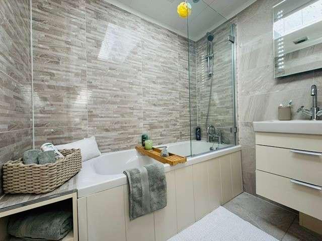Property for sale in Upper Dovercourt, Dale Hill