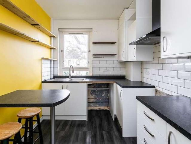 Property for sale in Balgreen, Murrayfield