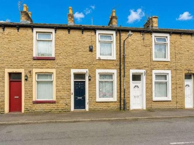 Property for sale in Fulledge, Burnley