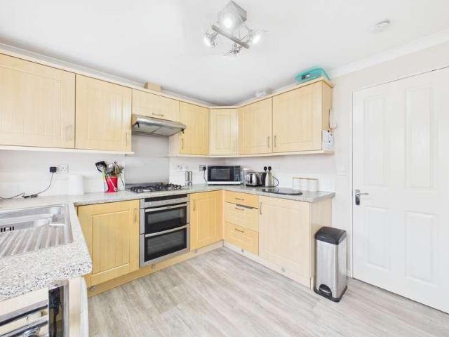 Property for sale in Old Warren, Aldermaston