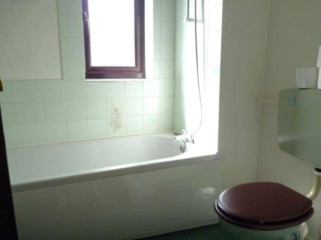Property for sale in Queens Park, Bedford