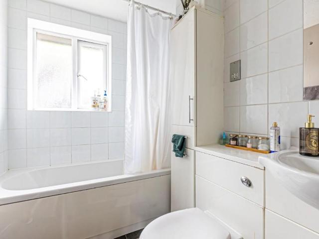 Property for sale in Leighton-Linslade, Leighton Buzzard