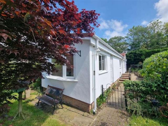 Property for sale in Bromsgrove, Worcestershire