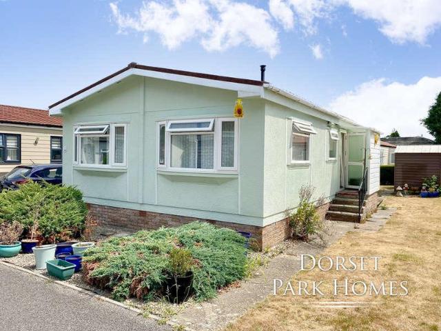 Property for sale in Tricketts Cross, Ferndown