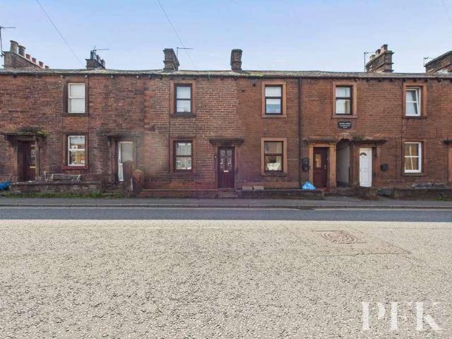 Property for sale in Fell Lane