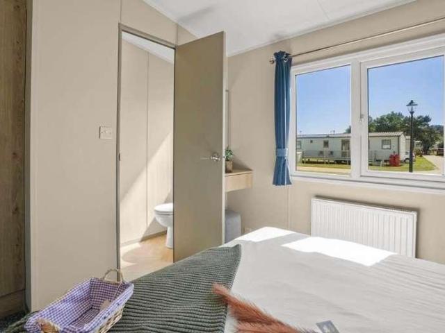Property for sale in Eastbridge, Suffolk