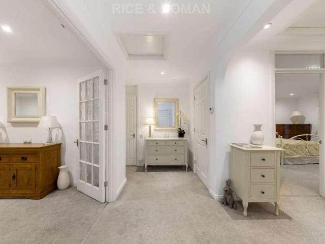 Property for sale in Elmbridge, Surrey