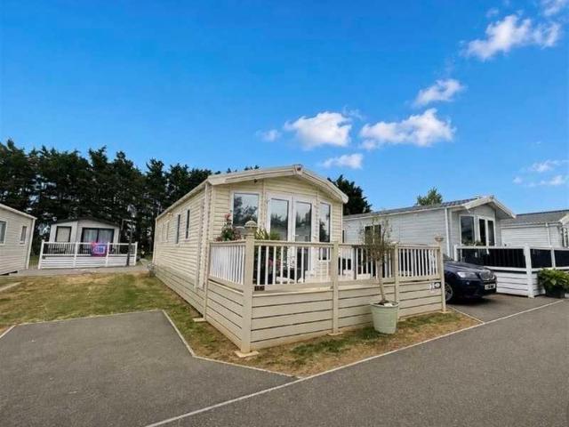 Property for sale in Westgate-on-Sea, Acol