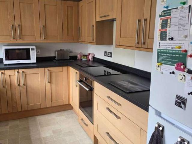 Property for sale in Finchampstead
