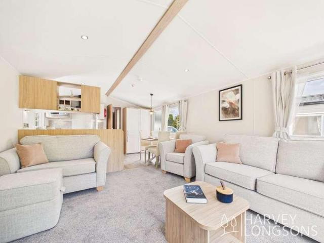 Property for sale in Cwm-y-glo, Wales