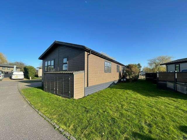 Property for sale in Monkton, Acol