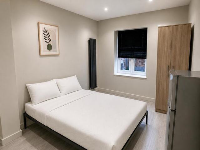 Apartment for rent in Plaistow, Greater London